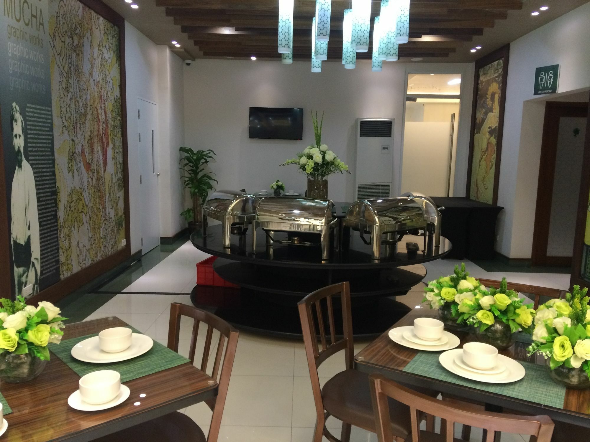 Eurotel Vivaldi Araneta Quezon City Kültér fotó